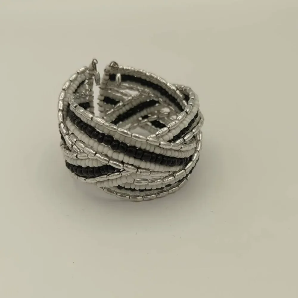 BEADED stretch open‎ cuff bracelet black white silver